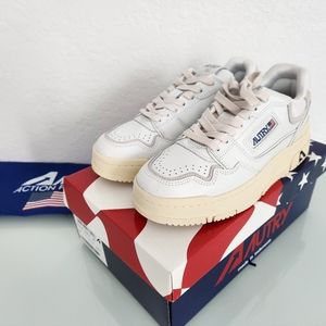 Autry active shoes size 8